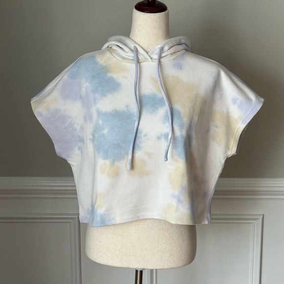 Elodie Tops - NEW Elodie Tie-Dye Short Sleeve Cropped Hoodie size Large